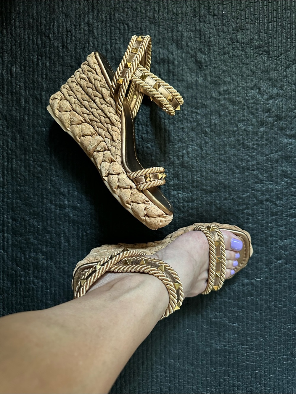 Valentino Garavani Rockstud Leather Wedge Sandals - Picture 10 of 12